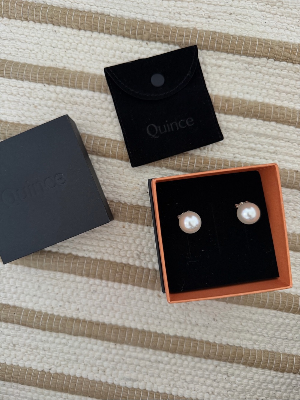 Quince Cream Pearl Stud Earrings